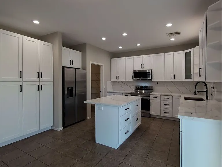 20544 N Alma Dr — Photo 13