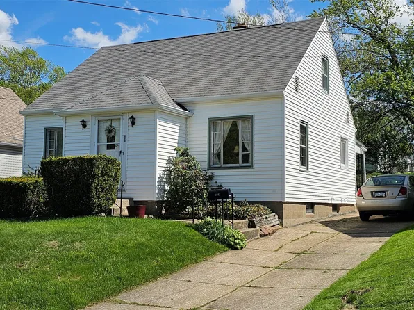 1947 W 33rd St, Erie, PA 16508