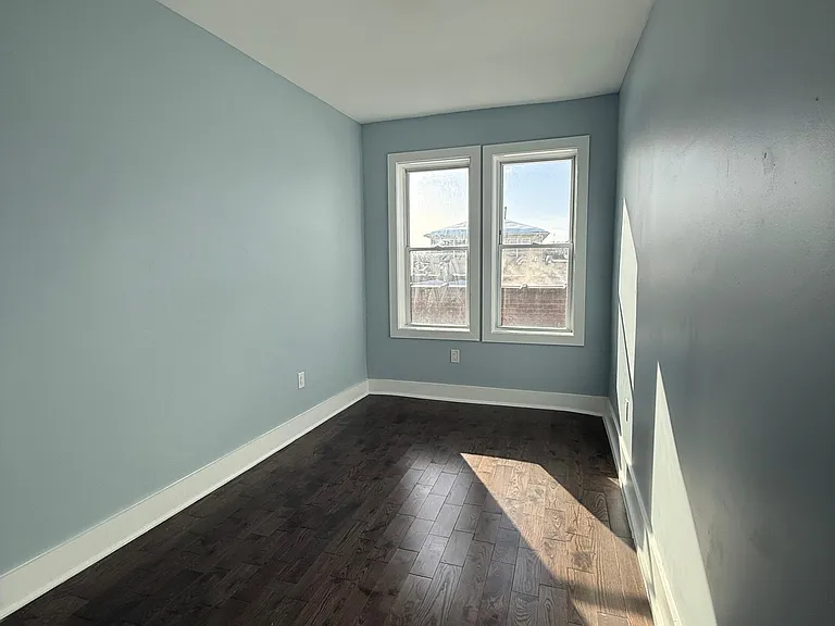 190 Park St #4B — Photo 6