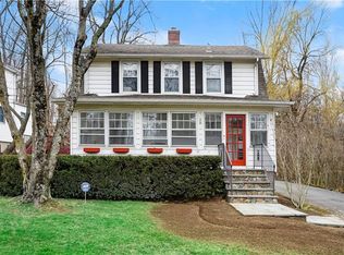 305 Flax Hill Rd, Norwalk, CT 06854