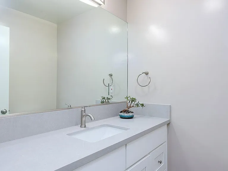 5732 Noel Dr — Photo 6