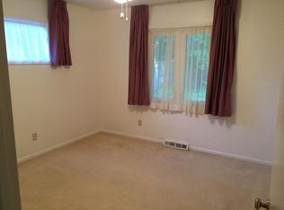 1563 Sackett Hills Dr, Akron, OH 44313