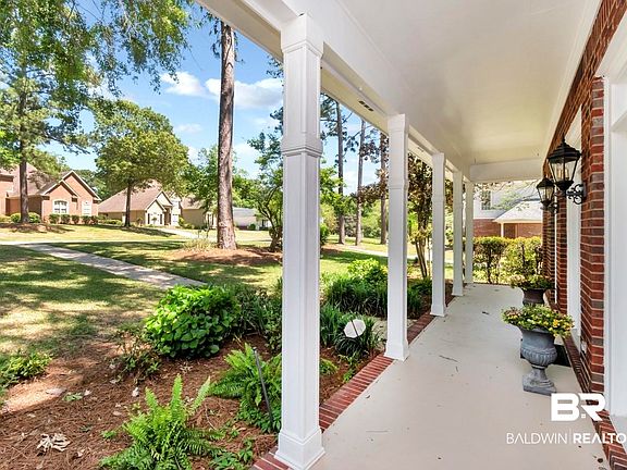 3rd image of 30595 Middle Creek Cir
