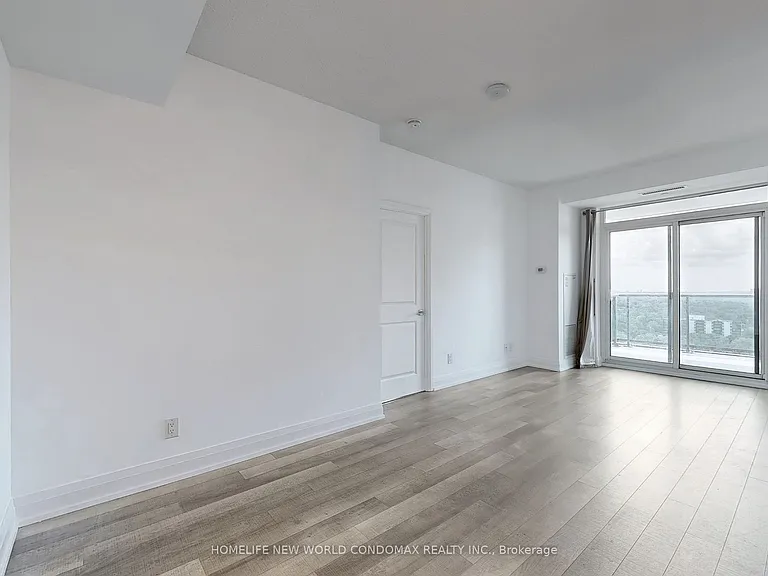 7165 Yonge St #1906 — Photo 5