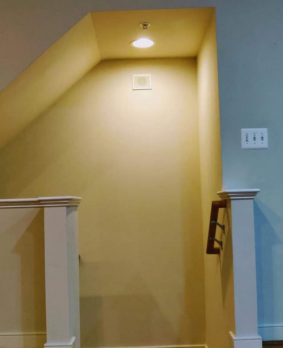 11028 Amherst Ave — Photo 4