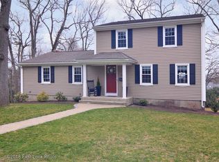 90 Sage Dr, Warwick, RI 02886