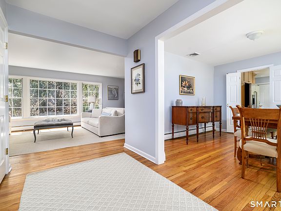 4th image of 290 Red Fox Road