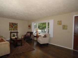 1128 Sequoia St, Delavan, WI 53115