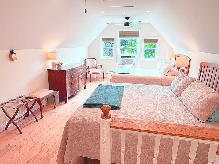 934 Bagdad Rd #LOFT1 — Photo 15