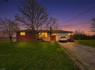 516 Mud St E, Hamilton, ON L8J3C7