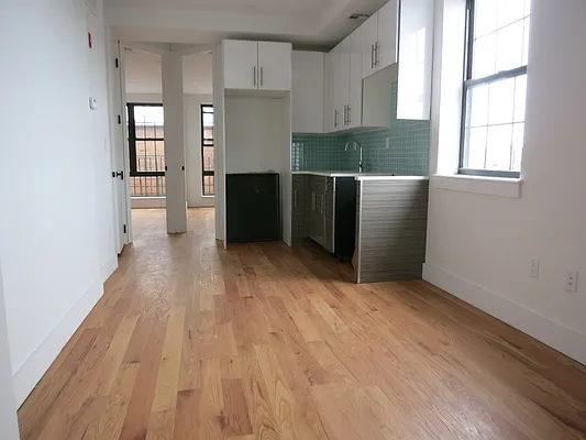 Rented by MNS | media 62