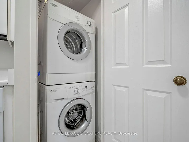 7 Carlton St #306 — Photo 13