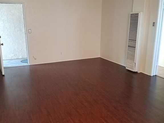 2nd image of 1532 W 257th St #1