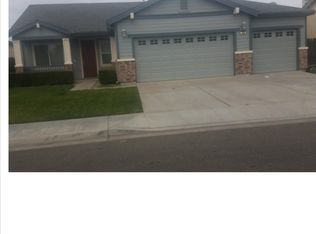 122 Bridge Way, Madera, CA 93638