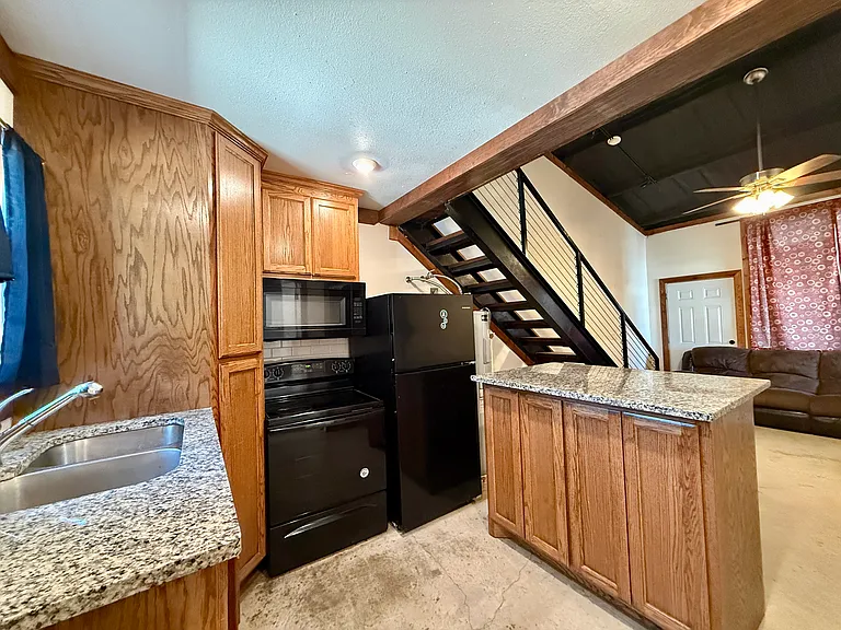 155 Fawn Cir — Photo 2