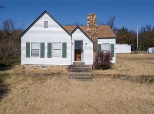 1608 W Denver St, Greenwood, AR 72936