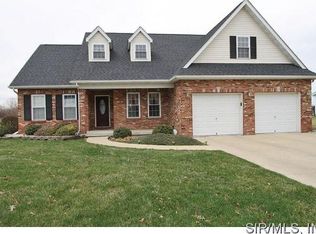 4 Legacy Dr, Granite City, IL 62040