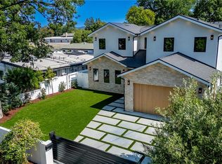 22616 Hatteras St, Woodland Hills, CA 91367 | MLS #SR25249976 | Zillow