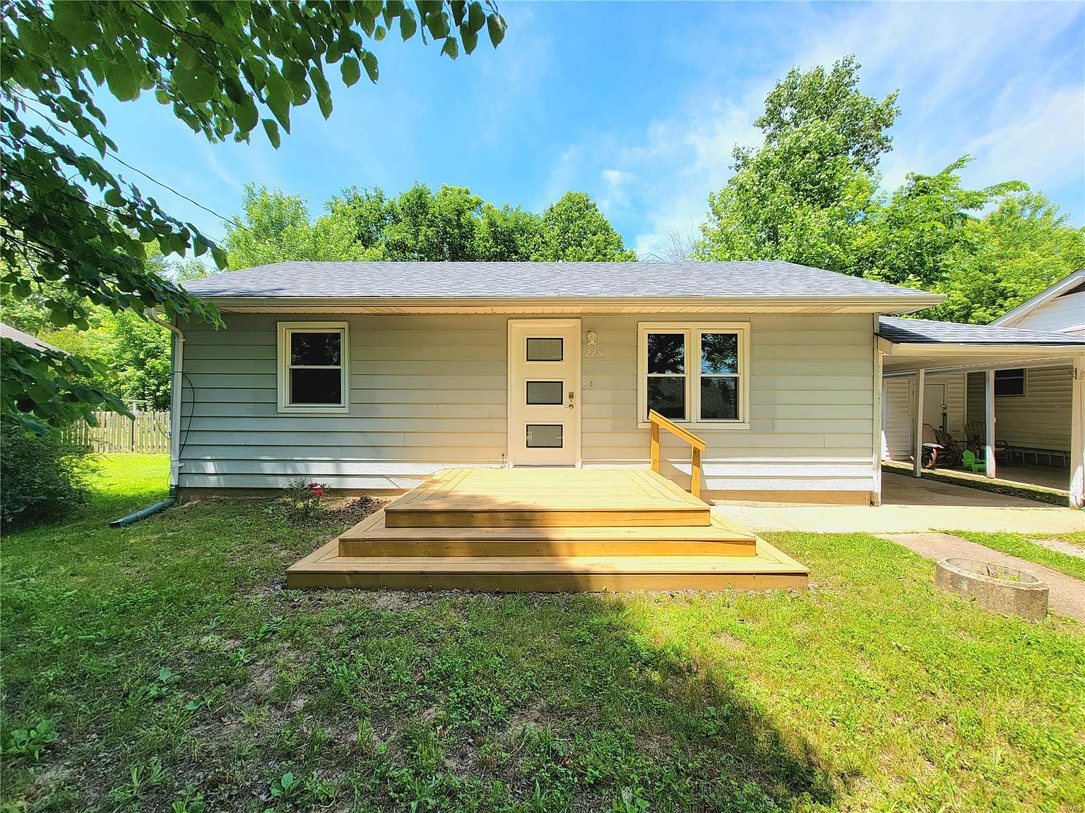228 Lois St, Saint James, MO 65559 Zillow