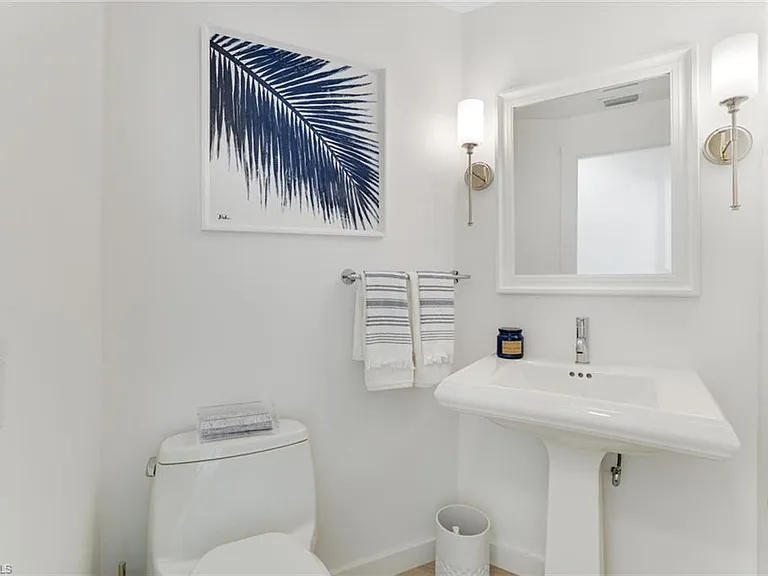 8345 Excalibur Cir #M4 — Photo 14