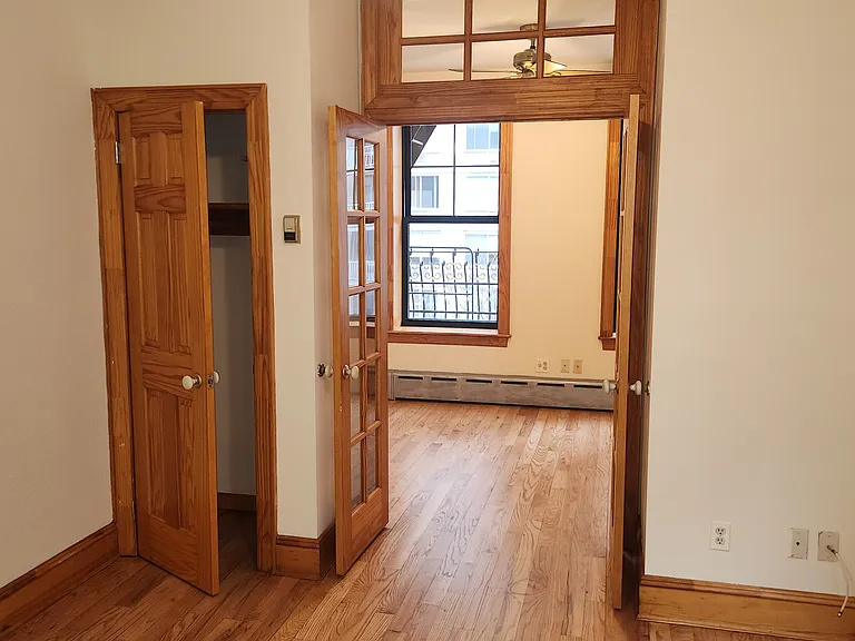 232 E 64th St #21 — Photo 3
