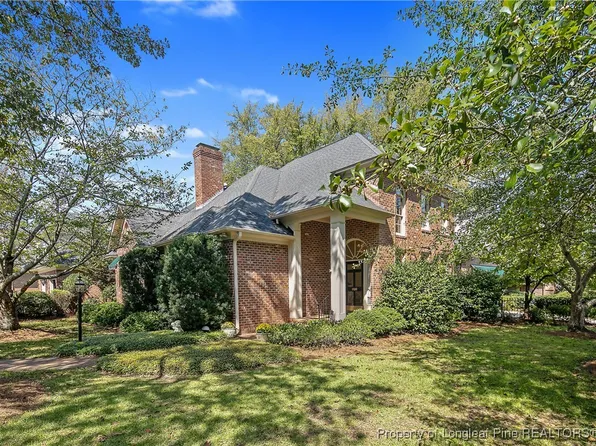 1800 Pugh St, Fayetteville, NC 28305
