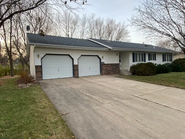 421 Smith Ave, Heron Lake, MN 56137