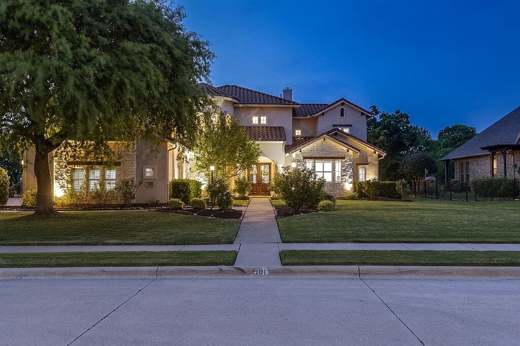 2101 Zavala Rd