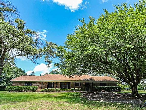 2nd image of 813 Sweetgum Ln
