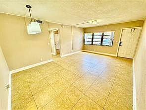 5th image of 10008 Twin Lakes Dr #36-A