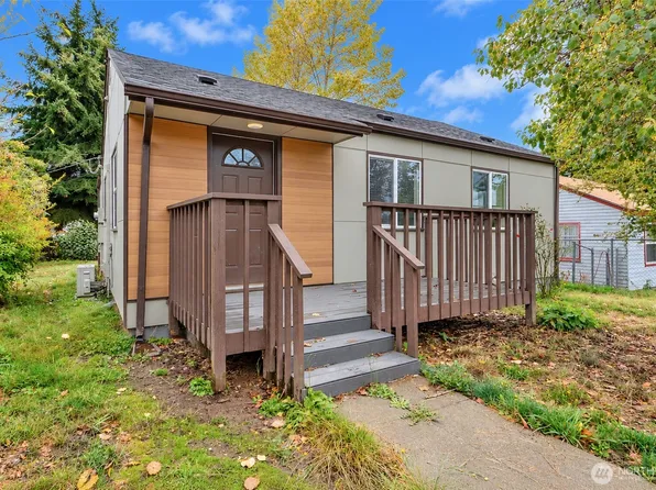 1407 E 30th St, Tacoma, WA 98404