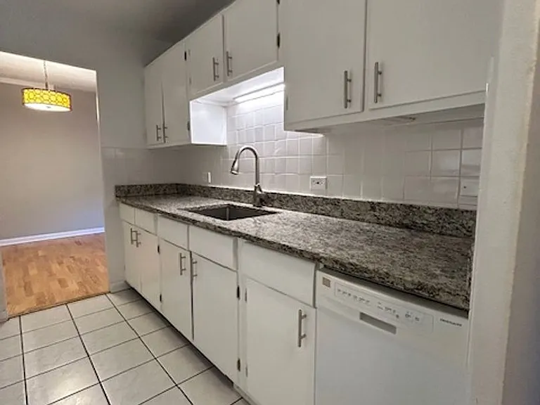 1447 WEST TOUHY LLC — Photo 4