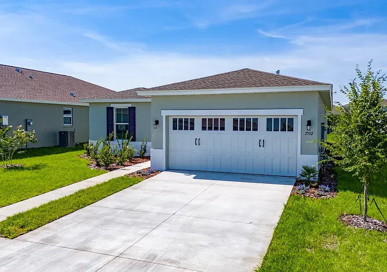 7552 SW 56th Pl — Photo 3