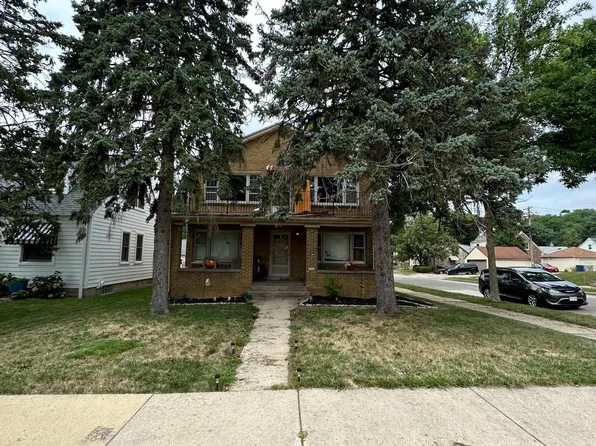 3161 N 76th St, Milwaukee, WI 53222