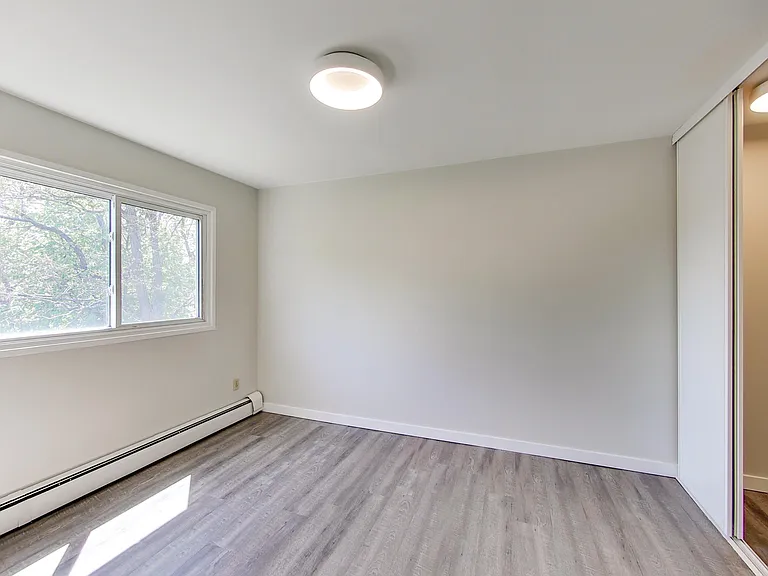233 Durand St #110 — Photo 9