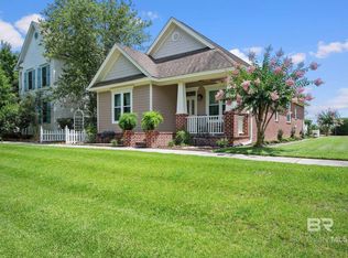 905 Buttercup Ln, Foley, AL 36535