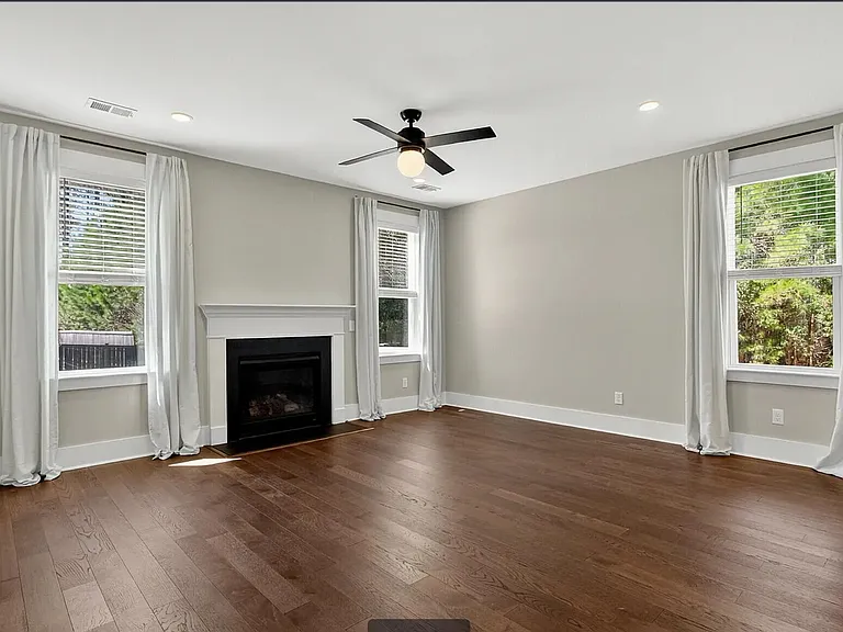 2081 Utsey St — Photo 22