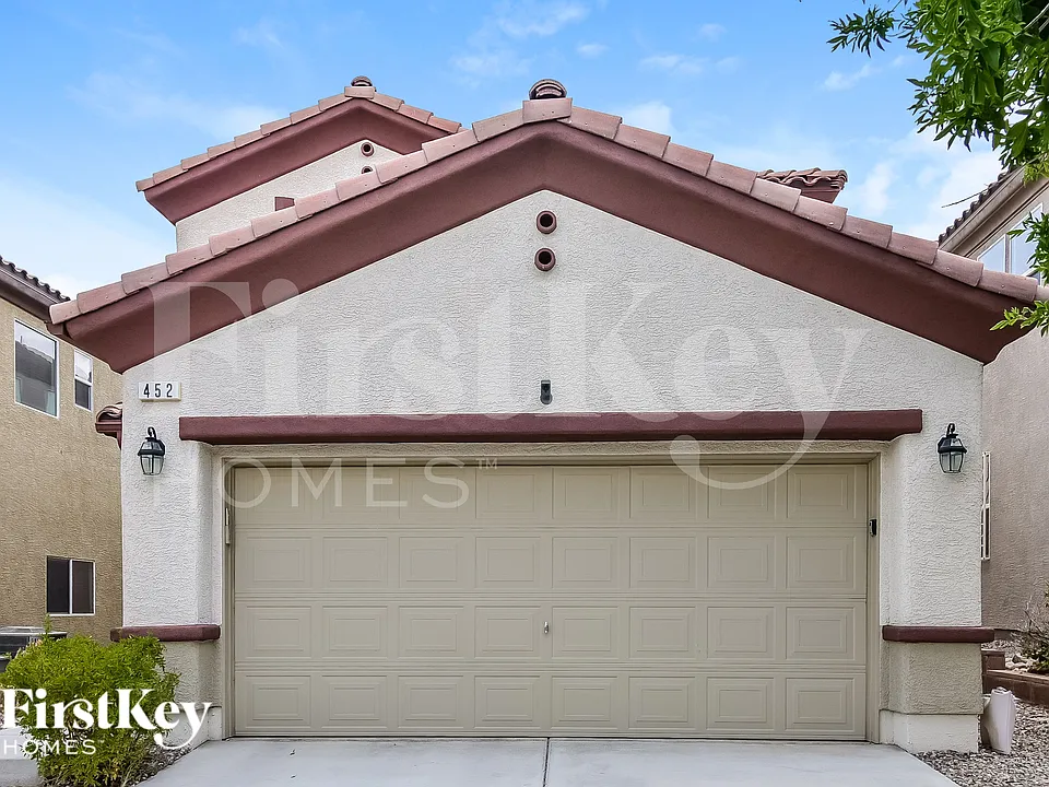 452 Redruth Dr