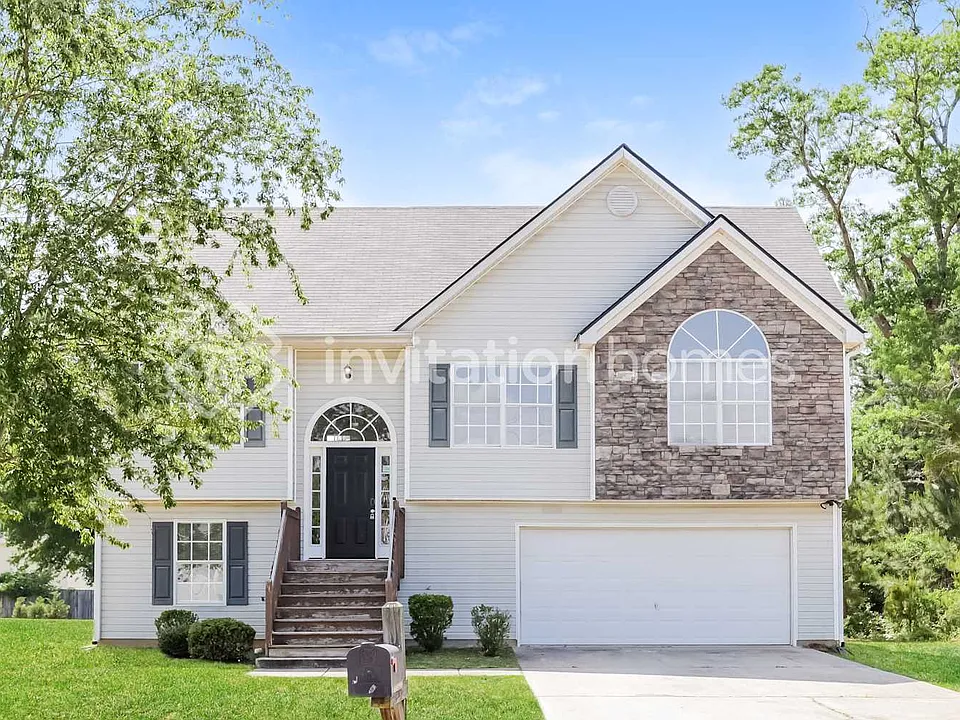 434 Limerick Way
