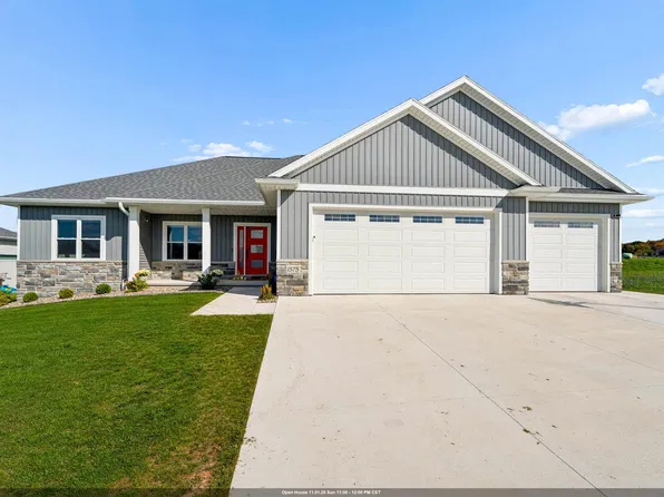 1575 Brayden Ln, De Pere, WI 54115