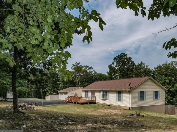 245 Justin Ln, Great Cacapon, WV 25422
