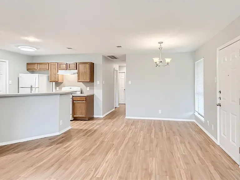 2511 Cypress Ln #A — Photo 6
