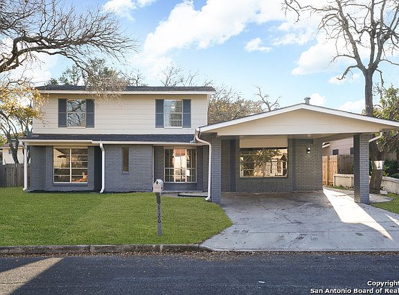 3rd image of 2726 Northland Dr