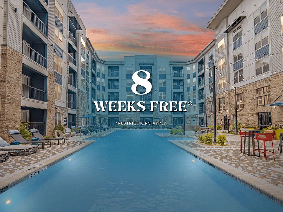 Relaxing Saltwater Pool with Wi-Fi & Sun Shelves