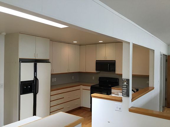 3rd image of 309 N Davies Rd