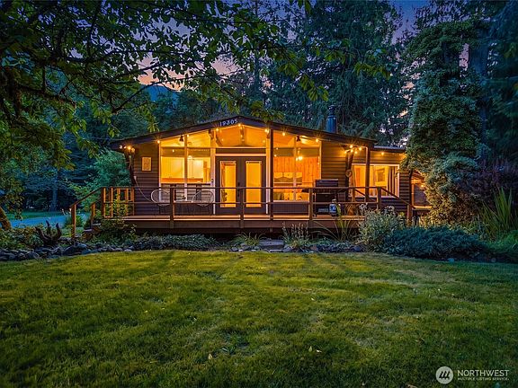 3rd image of 19405 636th Avenue NE