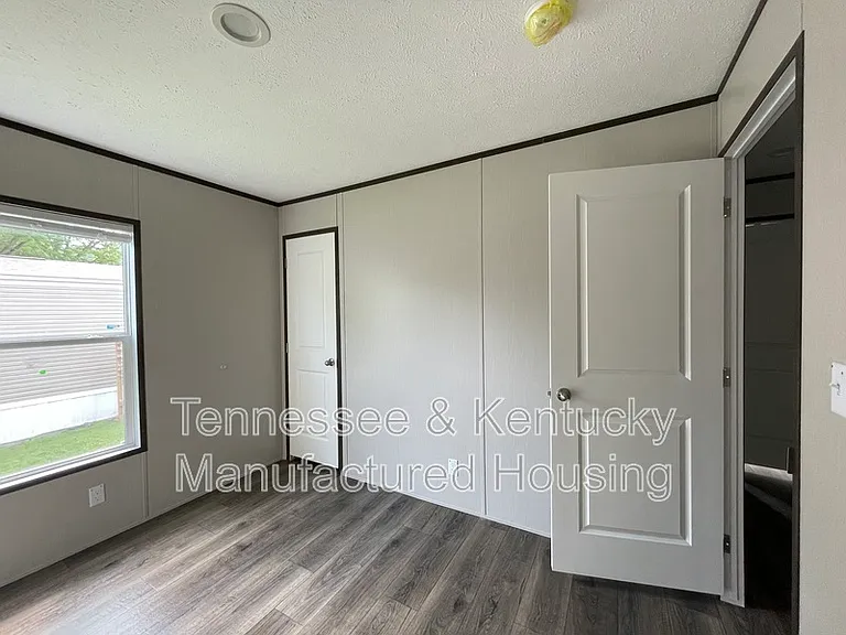 106 Cumberland Ln — Photo 9