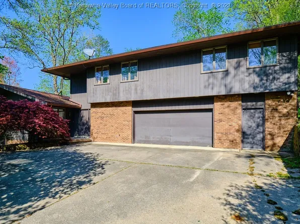 1801 Shadybrook Rd, Charleston, WV 25314