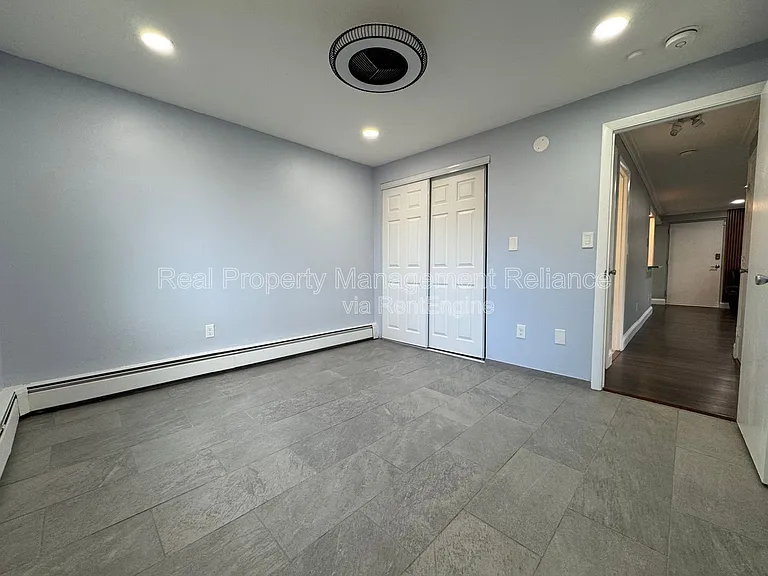 50 Colonial Dr #8 — Photo 11