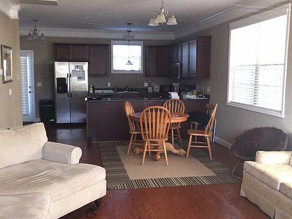 3rd image of 135 Top Forest Dr